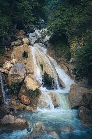 neer waterfall
